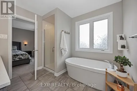 104 Conifer Creek Circle Ottawa ON K2M 0L7