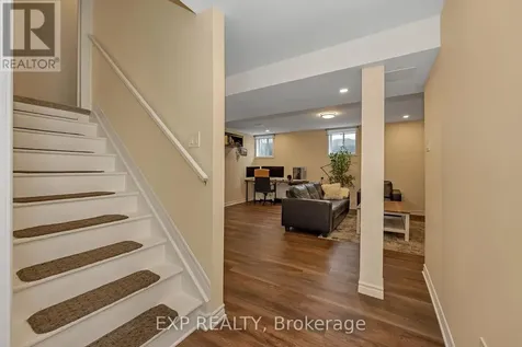 104 Conifer Creek Circle Ottawa ON K2M 0L7