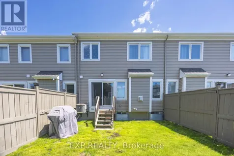 104 Conifer Creek Circle Ottawa ON K2M 0L7