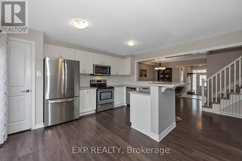 104 Conifer Creek Circle Ottawa ON K2M 0L7