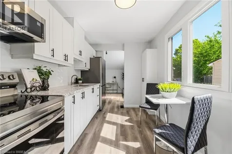 59 Salisbury Avenue Brantford ON N3S 1M8