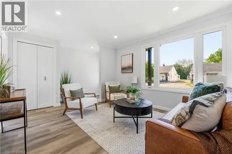 59 Salisbury Avenue Brantford ON N3S 1M8