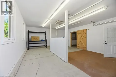 59 Salisbury Avenue Brantford ON N3S 1M8