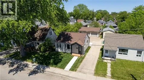 59 Salisbury Avenue Brantford ON N3S 1M8