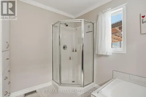 2733 Sylvain Street Clarence-rockland ON K4K 1S6