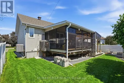 2733 Sylvain Street Clarence-rockland ON K4K 1S6