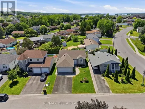 2733 Sylvain Street Clarence-rockland ON K4K 1S6