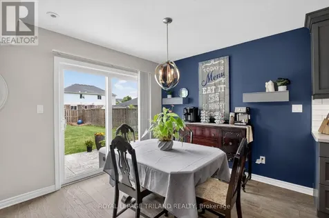 17 Bridle Path St. Thomas ON N5R 0B4