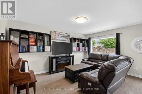 17 Bridle Path St. Thomas ON N5R 0B4