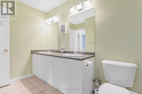 67 Ralgreen Crescent Kitchener ON N2M 1V1
