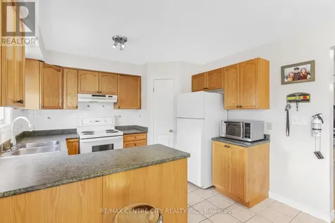 67 Ralgreen Crescent Kitchener ON N2M 1V1