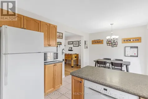 67 Ralgreen Crescent Kitchener ON N2M 1V1