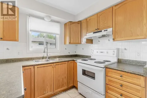 67 Ralgreen Crescent Kitchener ON N2M 1V1