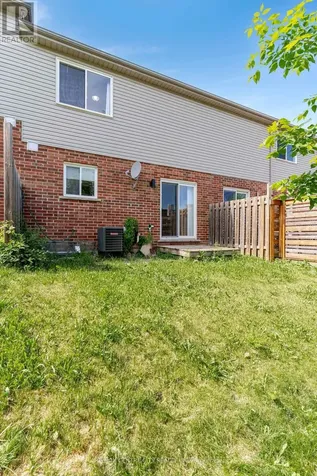 67 Ralgreen Crescent Kitchener ON N2M 1V1