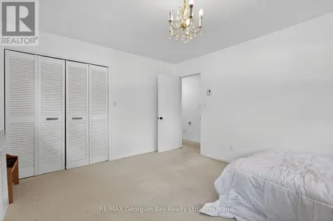 329 Glenbrook Drive Midland ON L4R 5G4