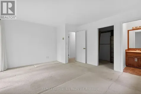329 Glenbrook Drive Midland ON L4R 5G4