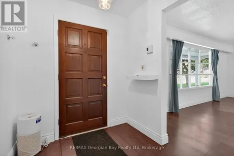 329 Glenbrook Drive Midland ON L4R 5G4