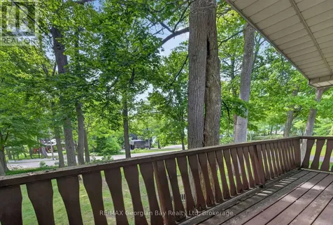 329 Glenbrook Drive Midland ON L4R 5G4