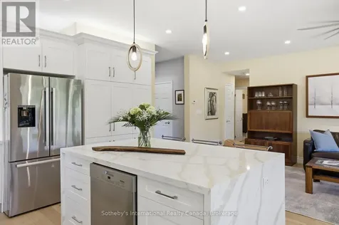 694 Johnston Park Avenue Collingwood ON L9Y 5C7