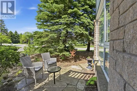 694 Johnston Park Avenue Collingwood ON L9Y 5C7