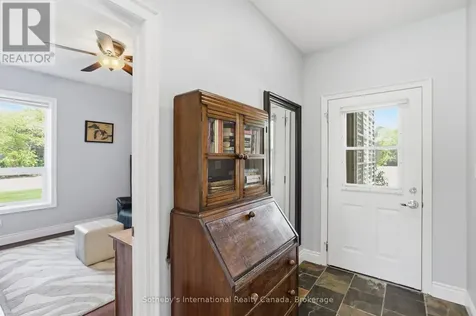 694 Johnston Park Avenue Collingwood ON L9Y 5C7