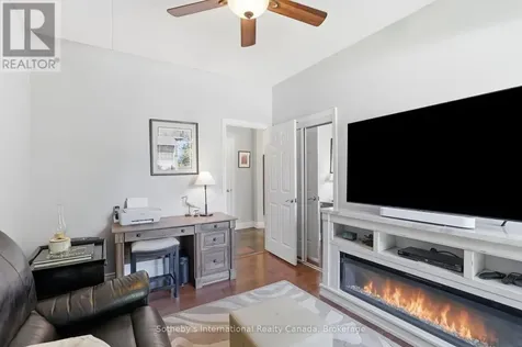 694 Johnston Park Avenue Collingwood ON L9Y 5C7