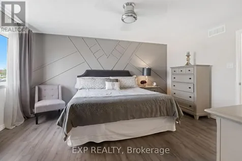 1064 Candlewood Street Ottawa ON K4A 5E9