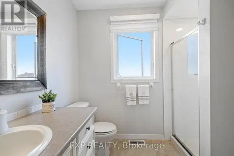 1064 Candlewood Street Ottawa ON K4A 5E9