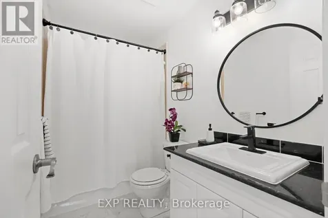 1064 Candlewood Street Ottawa ON K4A 5E9
