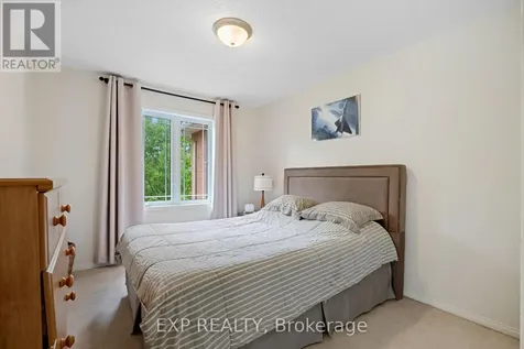 1064 Candlewood Street Ottawa ON K4A 5E9
