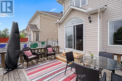 1064 Candlewood Street Ottawa ON K4A 5E9