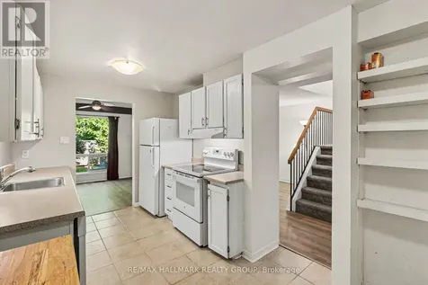 6912 Du Bois Avenue Ottawa ON K1C 5L3
