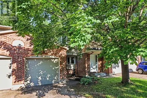 6912 Du Bois Avenue Ottawa ON K1C 5L3