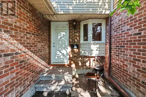6912 Du Bois Avenue Ottawa ON K1C 5L3