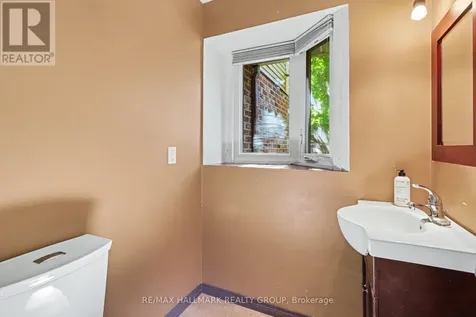 6912 Du Bois Avenue Ottawa ON K1C 5L3