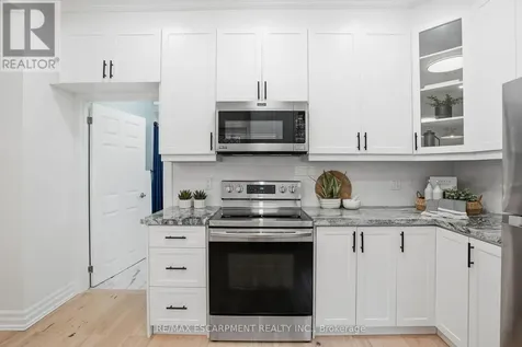118 Victoria Street Brantford ON N3S 3K8