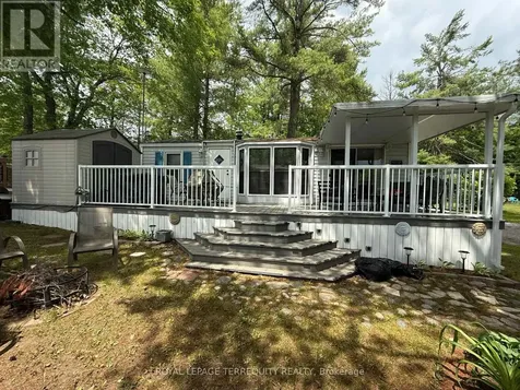 262 Birch Selwyn ON K0L 2H0