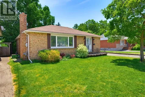 22 Dunsdon Street Brantford ON N3R 3J3