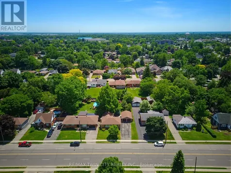 22 Dunsdon Street Brantford ON N3R 3J3