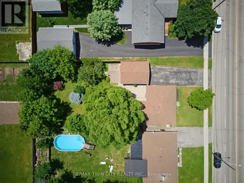 22 Dunsdon Street Brantford ON N3R 3J3