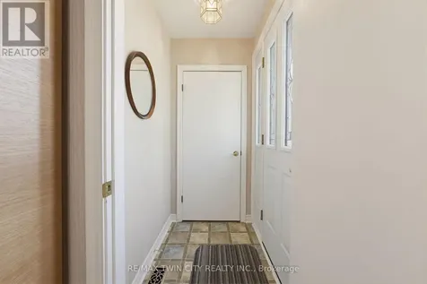 22 Dunsdon Street Brantford ON N3R 3J3
