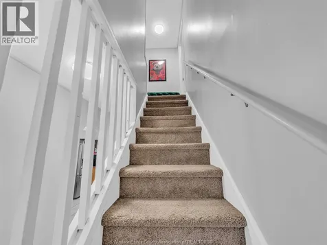 1218 California Avenue Windsor ON N9B 2Z9
