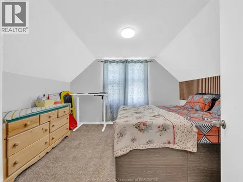 1218 California Avenue Windsor ON N9B 2Z9