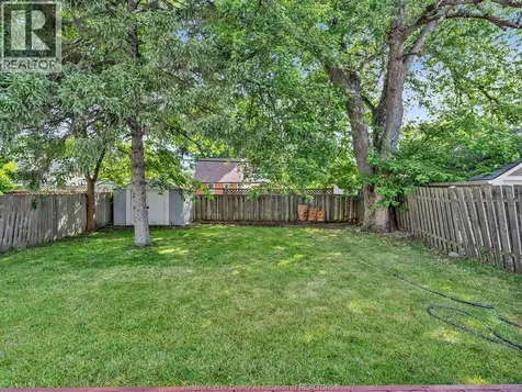 1218 California Avenue Windsor ON N9B 2Z9