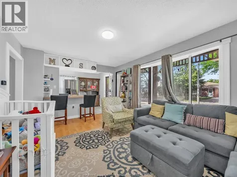1218 California Avenue Windsor ON N9B 2Z9