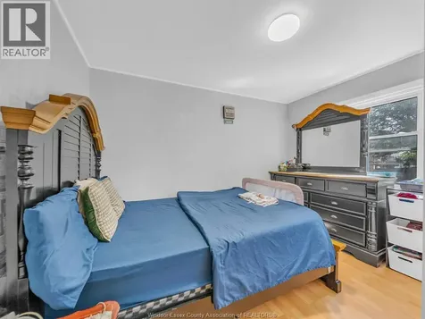 1218 California Avenue Windsor ON N9B 2Z9