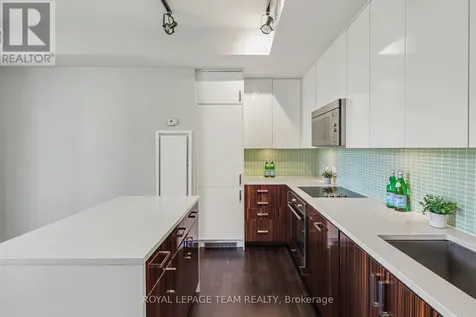 300 Lisgar Street East Ottawa ON K2P 0E2
