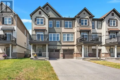 516 Thimbleberry Row Ottawa ON K4A 1C3
