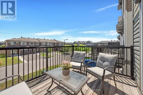 516 Thimbleberry Row Ottawa ON K4A 1C3
