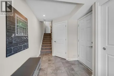 516 Thimbleberry Row Ottawa ON K4A 1C3